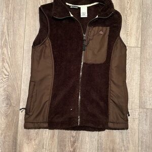 Snozu Chocolate Fleece Vest